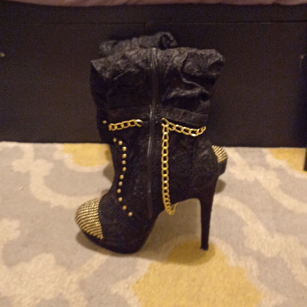 Boots with a heel